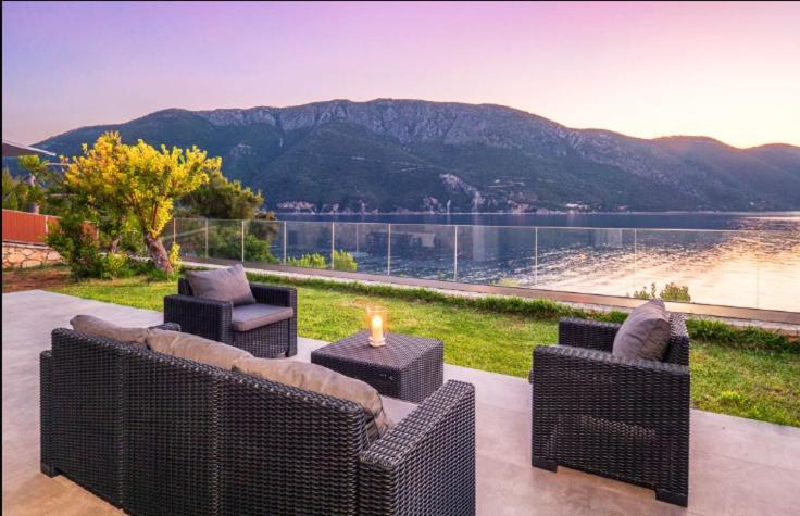 Mr Grey Luxury Villa Spartokhorion Exterior photo